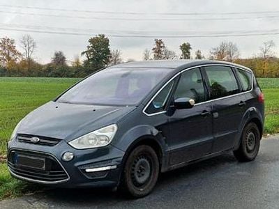 Blau Gebraucht 2010 Ford S-MAX S Van / Kleinbus | 4.000 € (Fairer Preis)