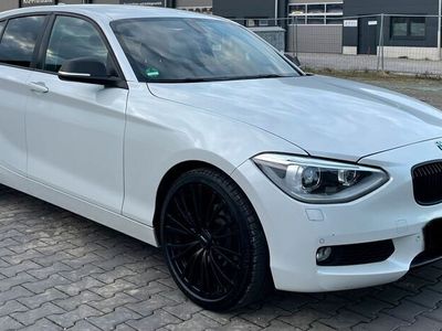 gebraucht BMW 116 D 2.0 AUTOMATIK/XENONLICHT/NAVI