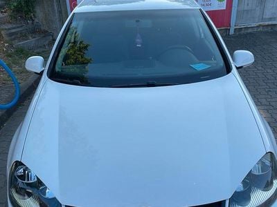 Weiß Gebraucht 2005 VW Golf V GT Kleinwagen | 3.800 €