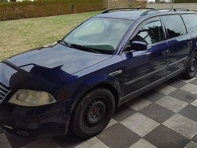 Gebraucht VW Passat 116 PS (85 kW) 2001 Blau Kombi