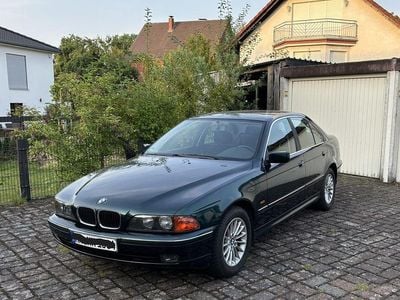 BMW 528