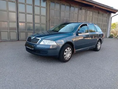 Gebraucht Skoda Octavia Classic 102 PS (75 kW) 2007 Grau Kombi