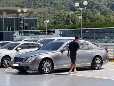 Gebraucht Maybach 57 550 PS (404 kW) 2005 Silber Limousine