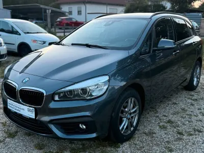 Gebraucht BMW 218 Active Tourer Advantage 150 PS (110 kW) 2017 Grau Van / Kleinbus