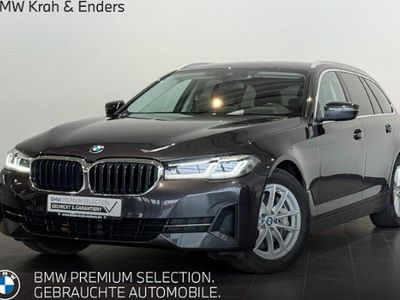 Gebraucht BMW 540 Sport Line 333 PS (244 kW) 2022 Grau Kombi