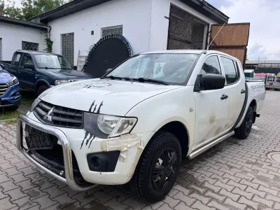 Gebraucht Mitsubishi L200 Inform 128 PS (94 kW) 2011 Pickup