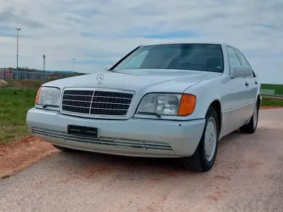 Gebraucht Mercedes E300 231 PS (169 kW) 1991 Weiß Limousine