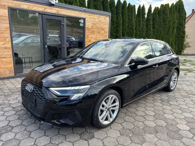 Gebraucht Audi A3 Sport 116 PS (85 kW) 2022 Schwarz Limousine