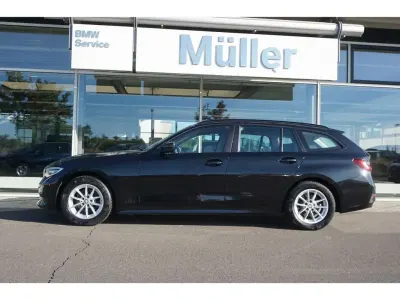 Gebraucht BMW 320 Sport Line 190 PS (139 kW) 2022 Schwarz Kombi