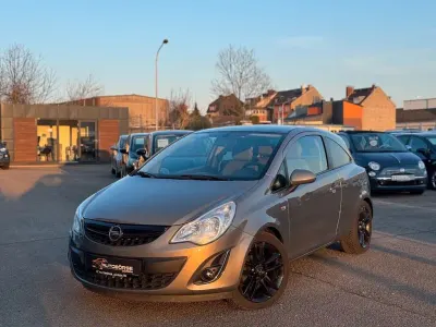 Gebraucht Opel Corsa Elegance 87 PS (63 kW) 2012 Grau Kleinwagen