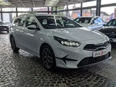 Gebraucht Kia Ceed Sportswagon Spirit 140 PS (102 kW) 2025 Weiß Kombi