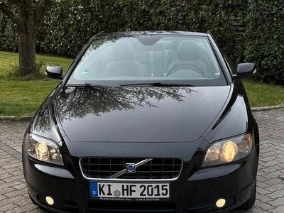 Second-hand Volvo C70 Momentum 179 CP (131 kW) 2006 Negru Cabrio