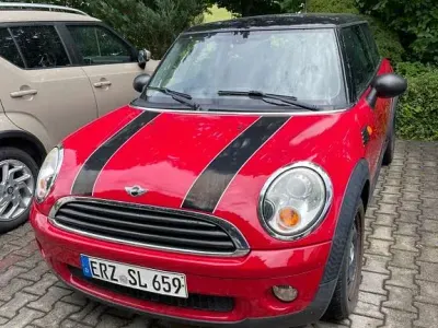 Gebraucht Mini ONE 75 PS (55 kW) 2009 Rot Kleinwagen