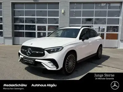 Gebraucht Mercedes GLC220 AMG 197 PS (144 kW) 2024 Unilack polarweiß uni SUV