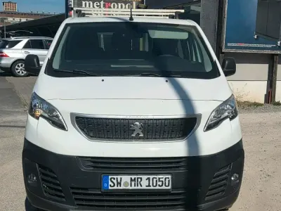 Gebraucht Peugeot Traveller 177 PS (130 kW) 2018 Weiß Van / Kleinbus