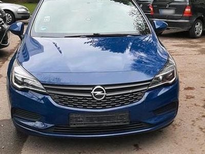 Second-hand Opel Astra Sport 95 CP (69 kW) 2018 Albastru Break
