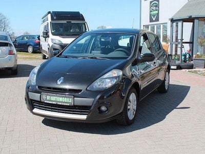 Second-hand Renault Clio IV 75 CP (55 kW) 2012 Negru Hatchback