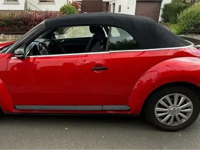 Gebraucht VW Beetle Cabriolet Karmann 105 PS (77 kW) 2016 Rot Cabrio