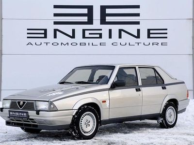 Gebraucht Alfa Romeo 75 155 PS (114 kW) 1986 Silber Limousine