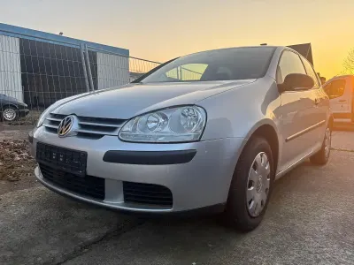 Gebraucht VW Golf V 80 PS (58 kW) 2007 Silber Kleinwagen