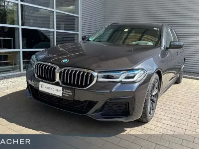 Gebraucht BMW 540 M Sport 340 PS (250 kW) 2022 Sophistograu brillanteffekt Kombi