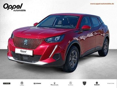 Usata Peugeot e-2008 Active 100 kW (136 CV) 2022 Rosso SUV