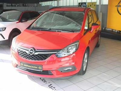 Usata Opel Zafira Active 140 CV (102 kW) 2017 Rosso Monovolume