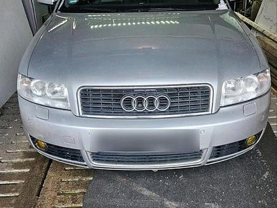 Silber Gebraucht 2003 Audi A4 Kombi | 2.000 € (Guter Preis)