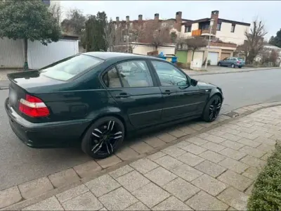 Gebraucht BMW 318 141 PS (103 kW) 2003 Grün Limousine