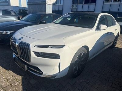 BMW 740