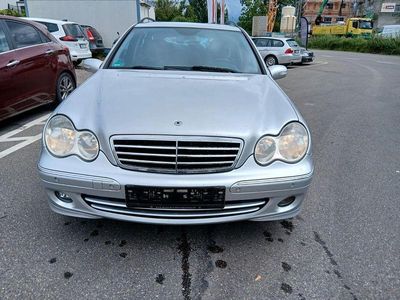 Mercedes C180