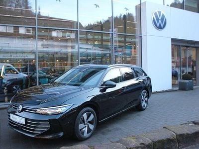 Gebraucht VW Passat Business 150 PS (110 kW) 2025 Schwarz Kombi