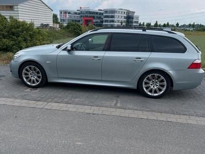 BMW 525
