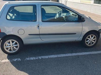 Gebraucht Renault Twingo 58 PS (42 kW) 2005 Silber Kleinwagen