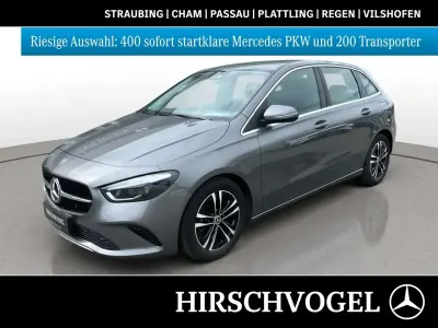 Używany Mercedes B220 Progressive 190 KM (139 kW) 2025 Szary Minivan