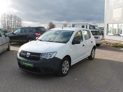 Gebraucht Dacia Sandero 73 PS (53 kW) 2019 Weiß Limousine