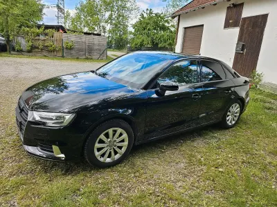 Gebraucht Audi A3 120 PS (88 kW) 2018 Schwarz Limousine