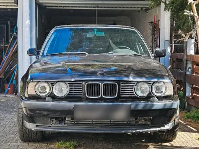 Second-hand BMW M5 340 CP (250 kW) 1992 Negru Break