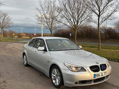 Gebraucht BMW 525 163 PS (119 kW) 2006 Silber Limousine