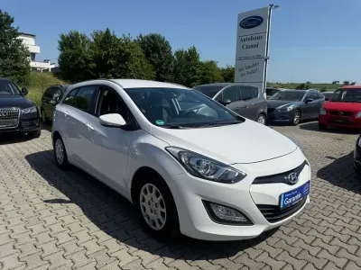 Gebraucht Hyundai i30 Classic 90 PS (66 kW) 2013 Weiß Kombi