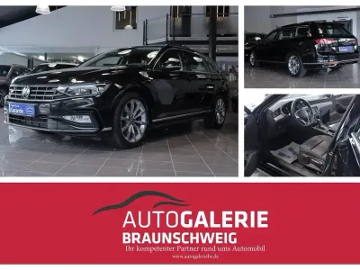 Gebraucht VW Passat R-line 150 PS (110 kW) 2023 Deep black perleffekt Kombi
