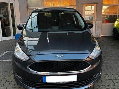 Grau Gebraucht 2018 Ford Grand C-Max Cool & Connect Van / Kleinbus | 12.950 € (Teuer)
