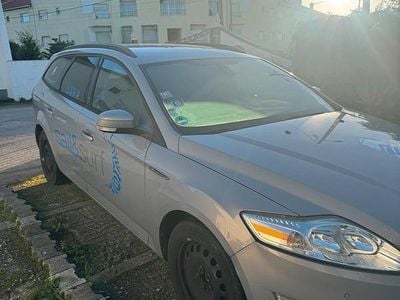 Silber Gebraucht 2012 Ford Mondeo Champions Edition Kombi | 3.333 € (Fairer Preis)