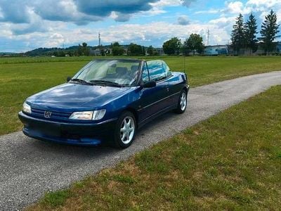 Usata Peugeot 306 Cabriolet 101 CV (74 kW) 1997 Blu Cabrio