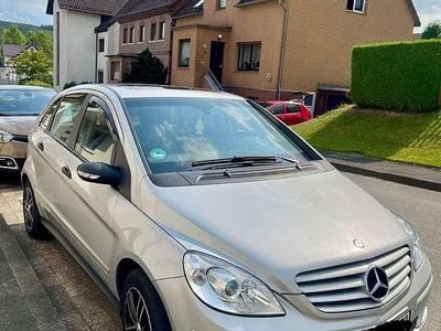 Mercedes B170