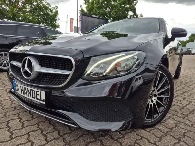 Gebraucht Mercedes E220 AMG line 194 PS (142 kW) 2018 Schwarz Coupé