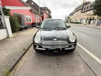 Gebraucht Mini ONE 90 PS (66 kW) 2004 Schwarz Kleinwagen