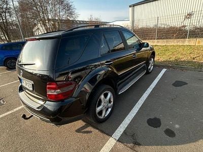 Gebraucht Mercedes ML320 224 PS (164 kW) 2006 Schwarz SUV