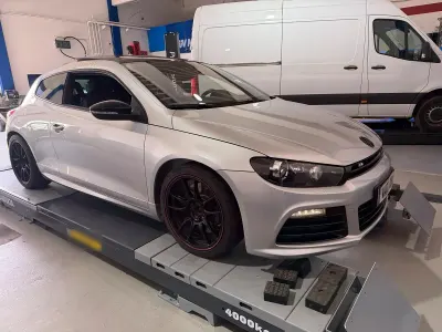 Gebraucht VW Scirocco R 265 PS (194 kW) 2012 Silber Coupé