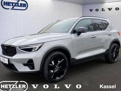 Neu Volvo XC40 Plus 197 PS (144 kW) 2025 Grau SUV
